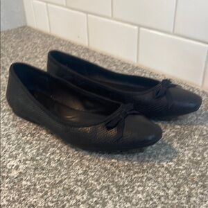 Born Black Leather Ballet Flats